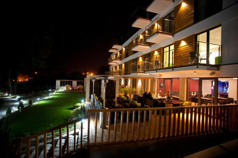 Hotel Uniejow Luaran gambar